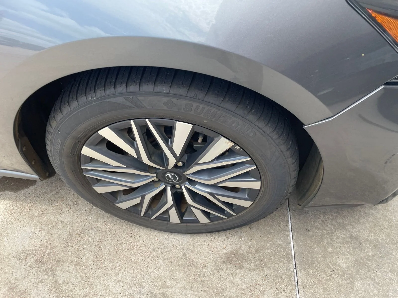 Used 2023 Gray Nissan 2.5 SV image 6