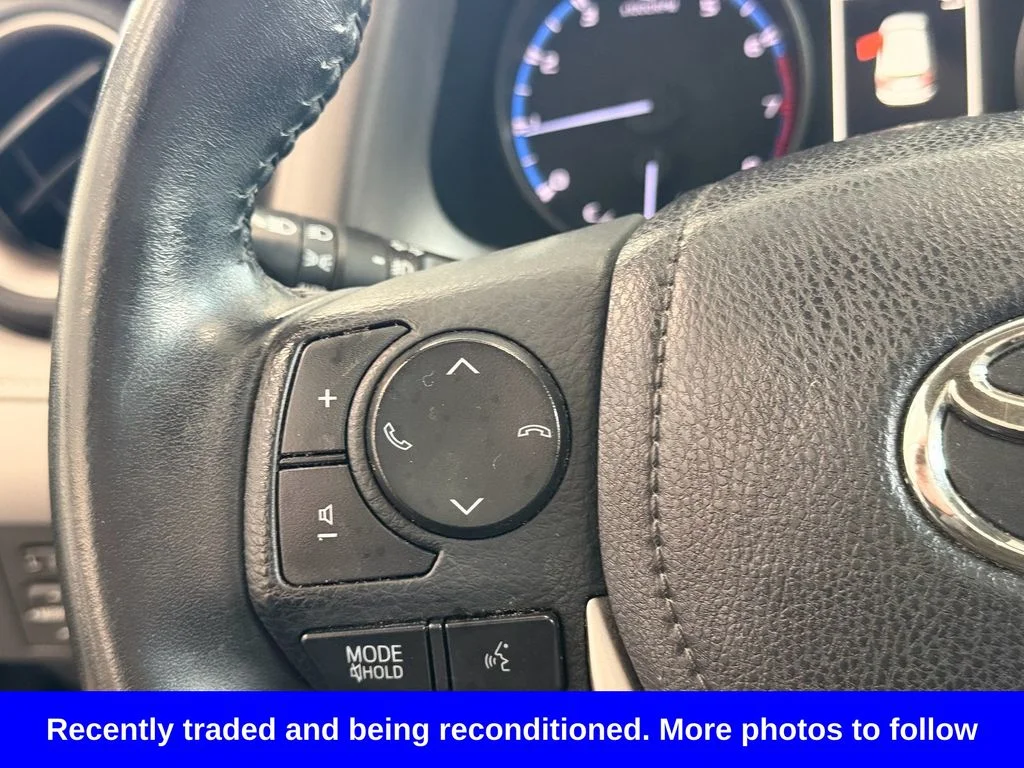Used 2018 Black Toyota XLE image 23