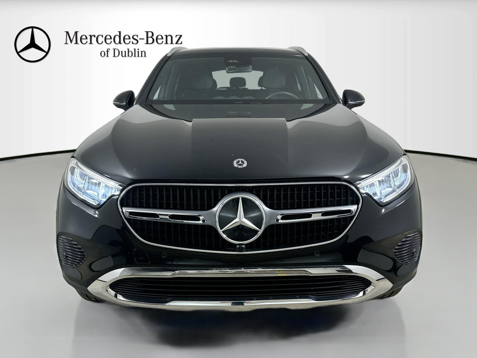 Used 2023 Black Mercedes-Benz GLC 300 image 2