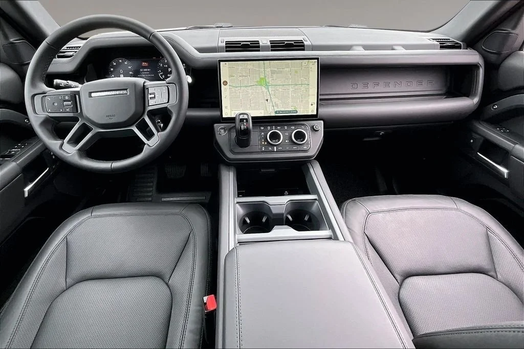 New 2026 Santorini Black LAND ROVER X-Dynamic SE image 5