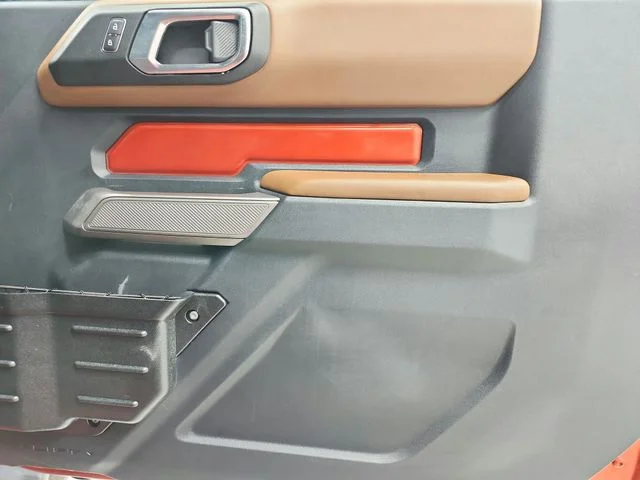 2022 Ford Bronco 2-Door Outer Banks - Photo 36