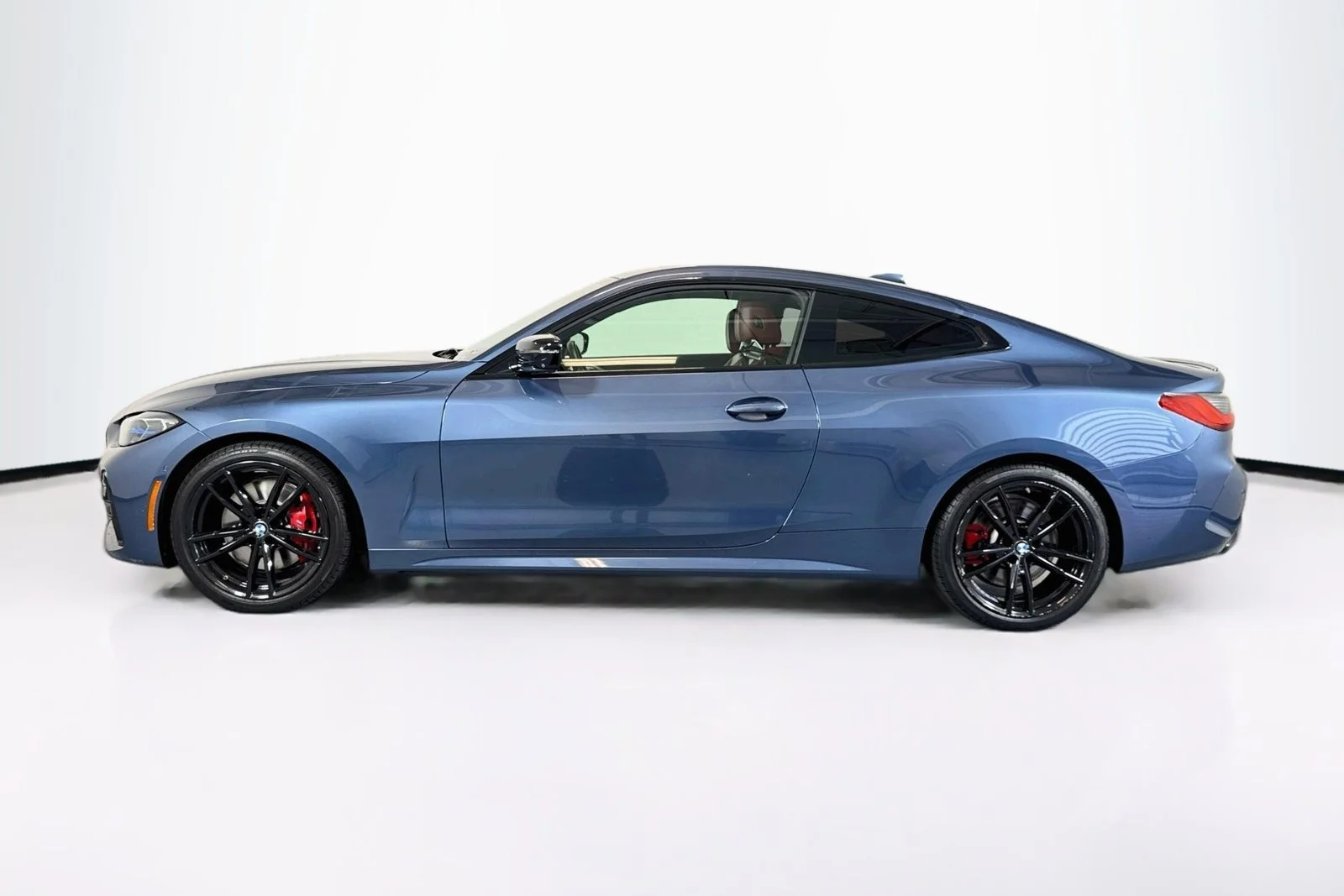 Used 2021 Arctic Race Blue Metallic BMW M440i xDrive image 8