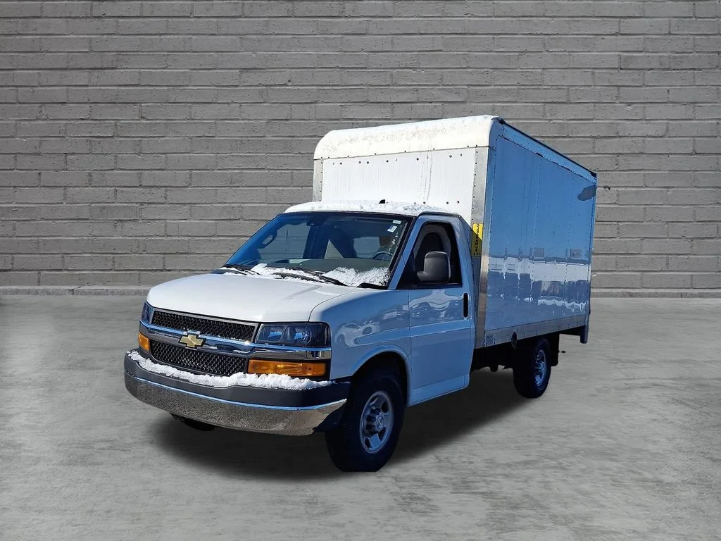 Used 2023 Summit White Chevrolet Work Van image 5