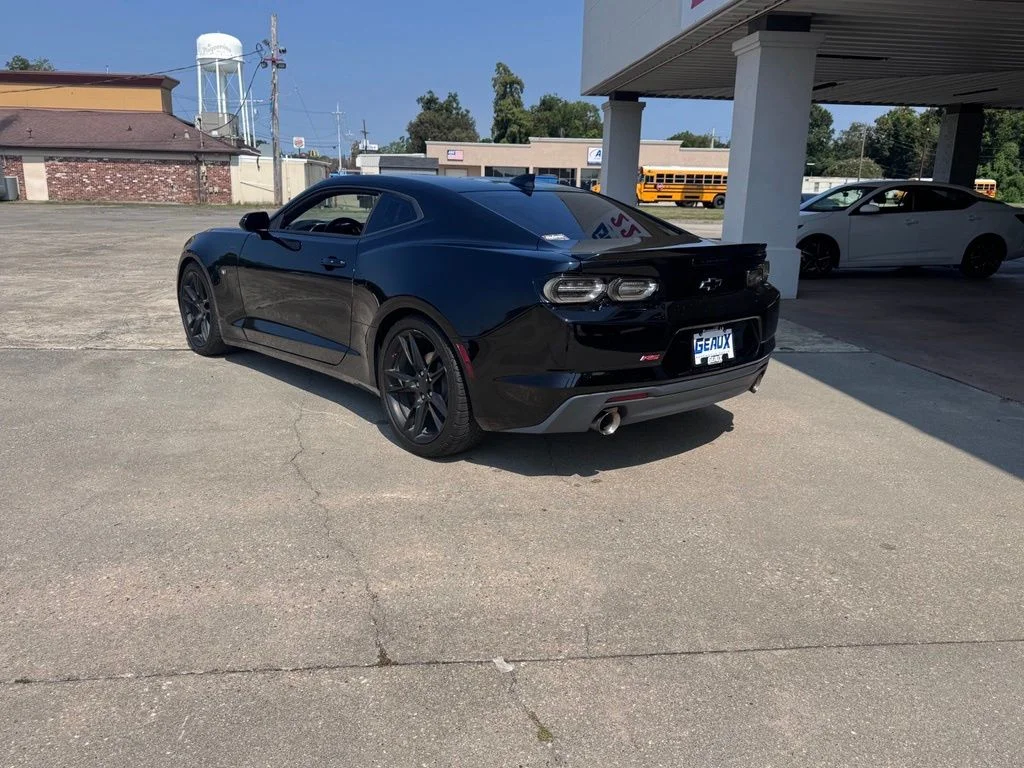 Used 2019 Black Chevrolet 1LT image 3