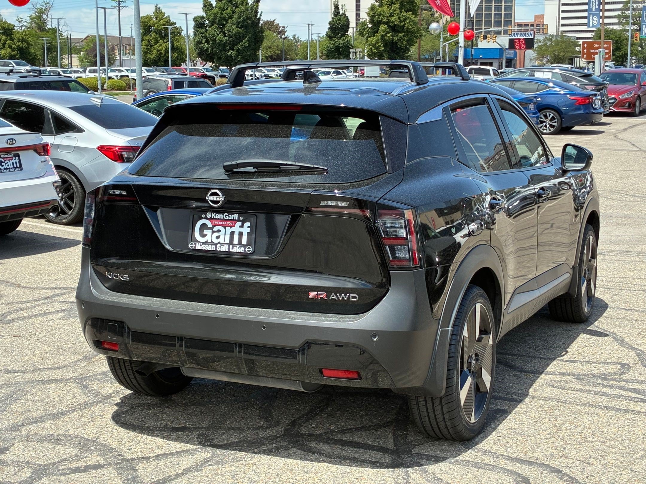 Certified Used 2025 Super Black Nissan SR image 4