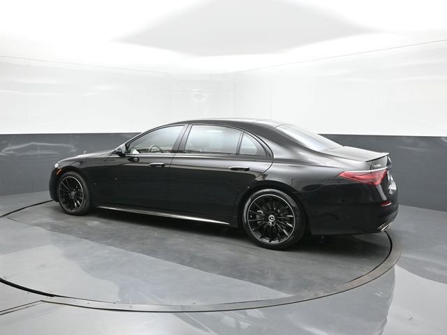 Used 2025 Black Mercedes-Benz S 580 image 5