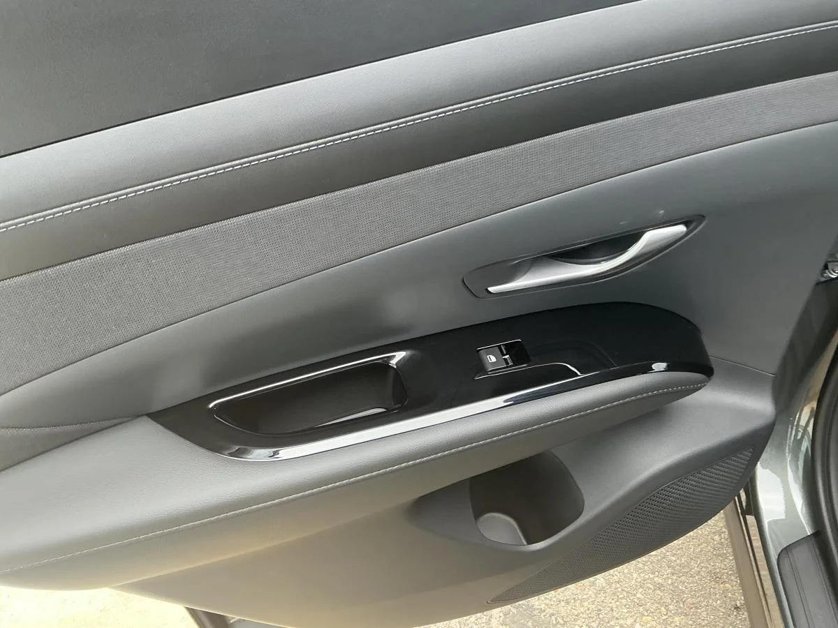 New 2026 Grey Hyundai Preferred image 34