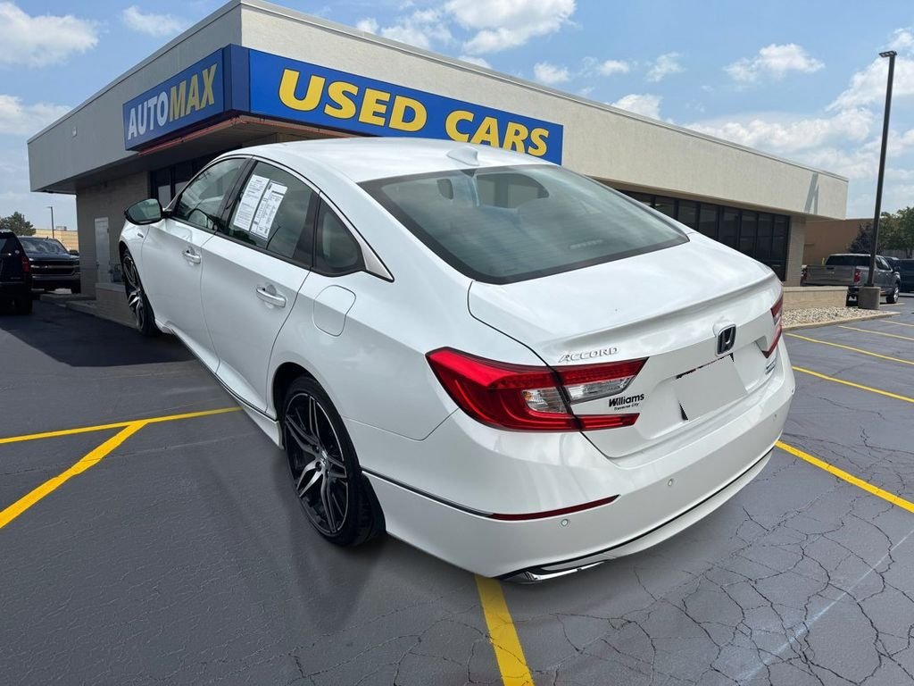 Used 2022 White Honda Touring image 7