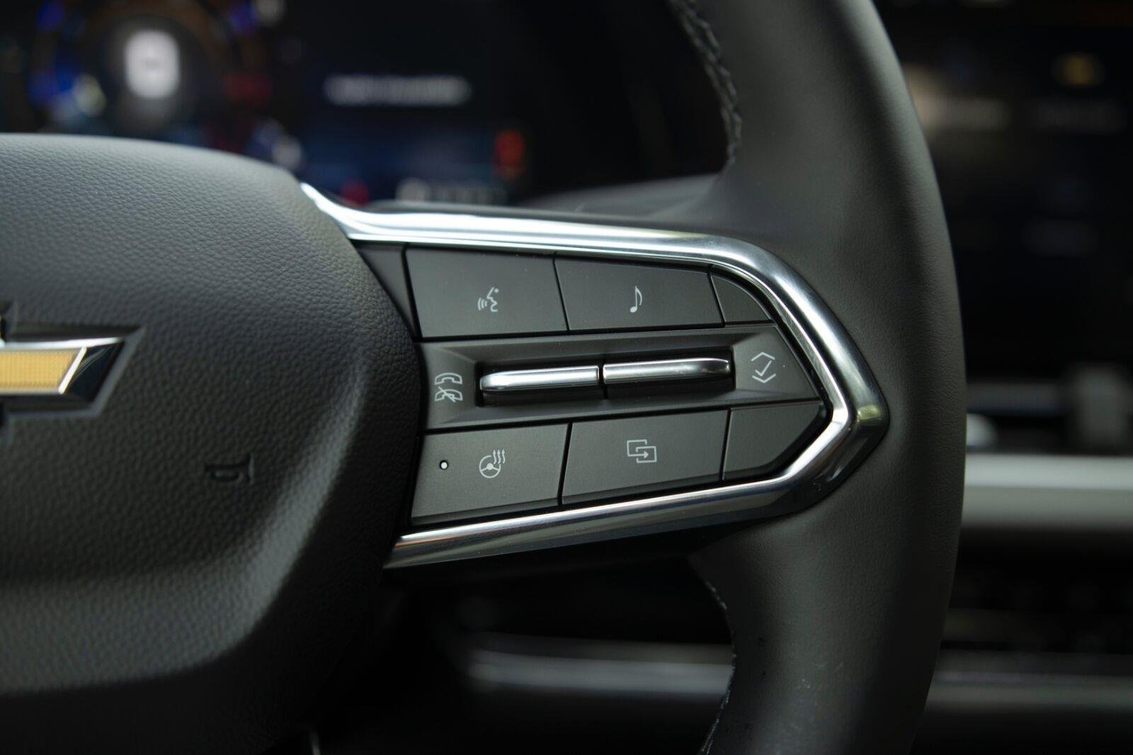 2027 Chevrolet Equinox LT - Photo 15