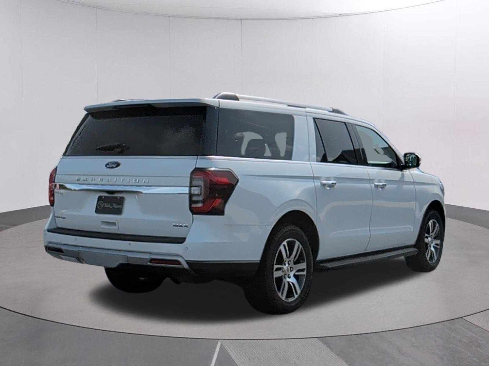 Used 2024 Oxford White Ford Limited image 7