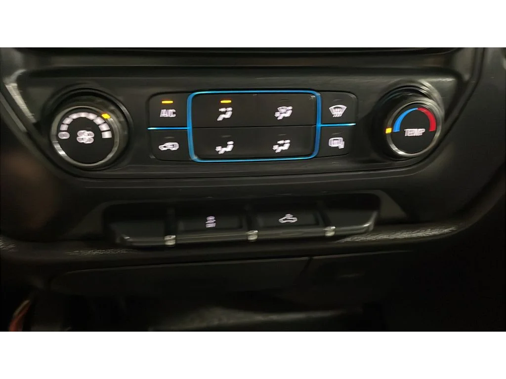 Used 2016 Summit White Chevrolet Work Truck image 14