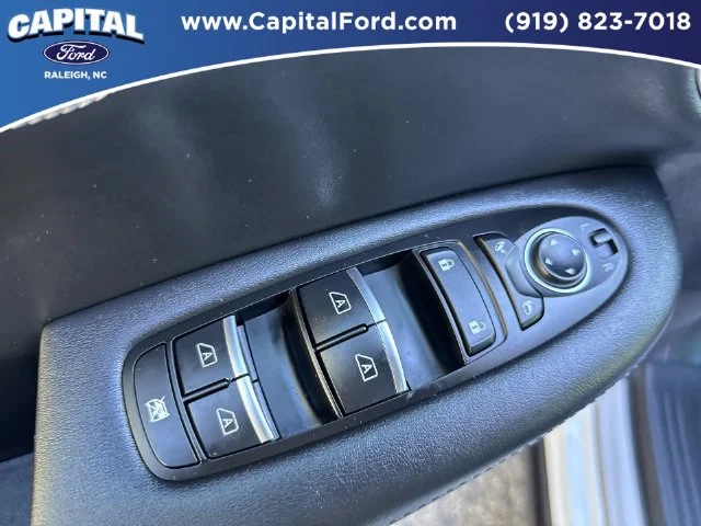 Used 2024 White INFINITI Autograph image 21