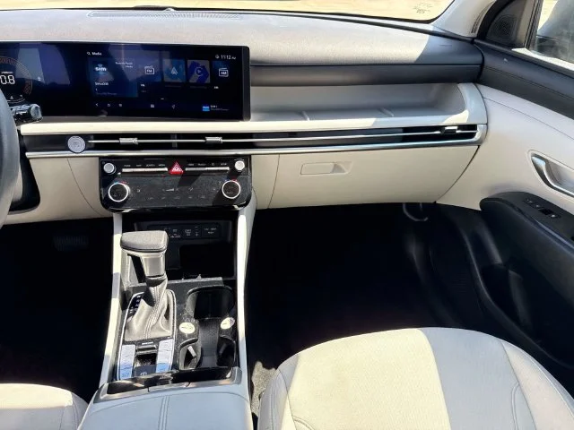 Used 2025 Gray Hyundai SEL image 25