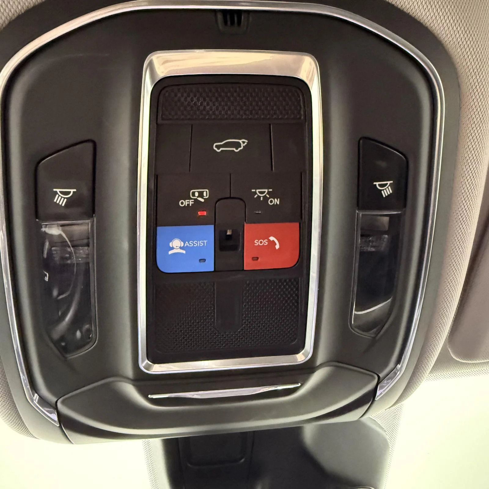 Used 2022 Velvet Red Pearlcoat Jeep Limited image 21