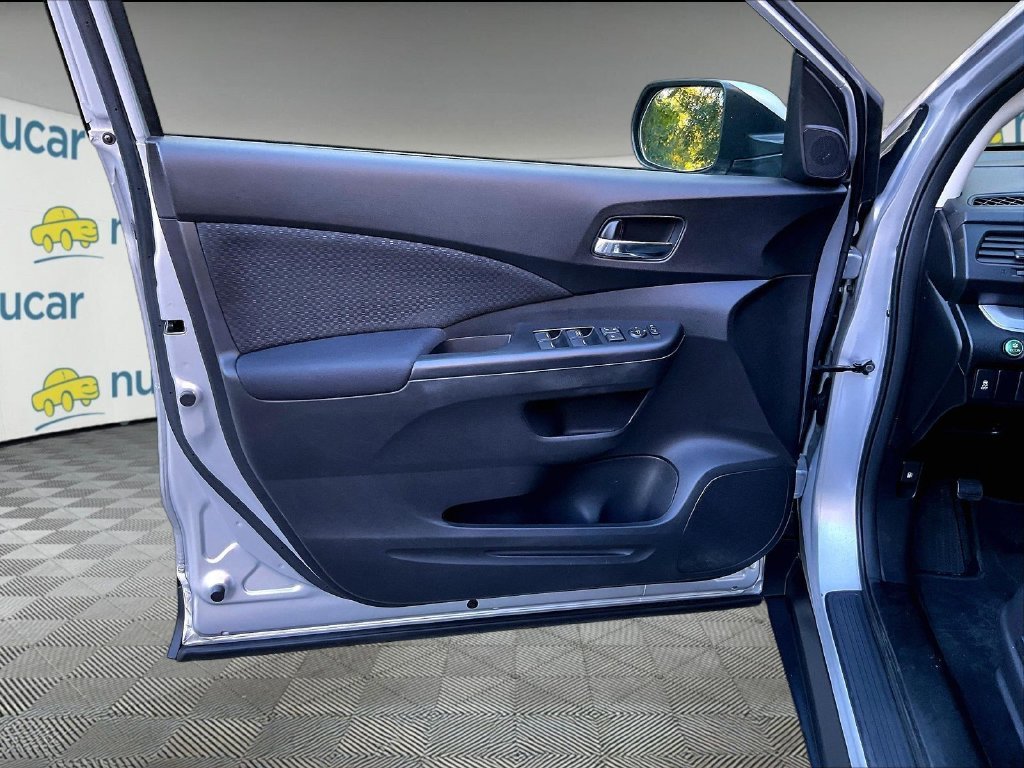 Used 2015 Silver Honda EX image 9