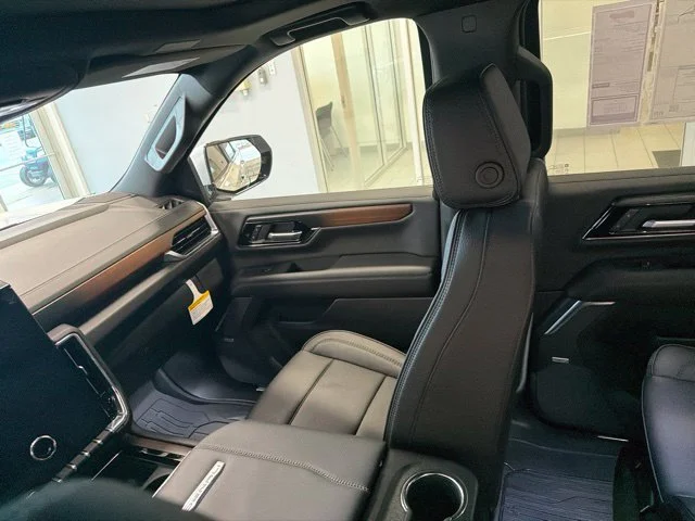 New 2026 Glacier White Tricoat GMC Denali image 27