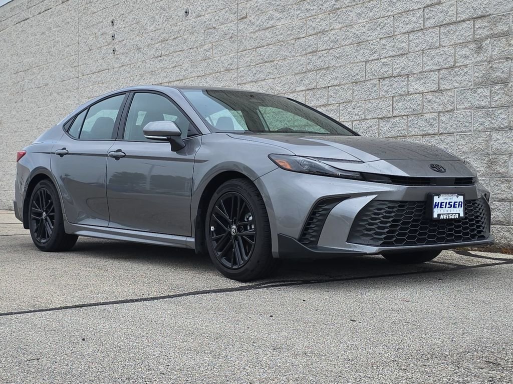 Used 2026  Toyota SE image 14