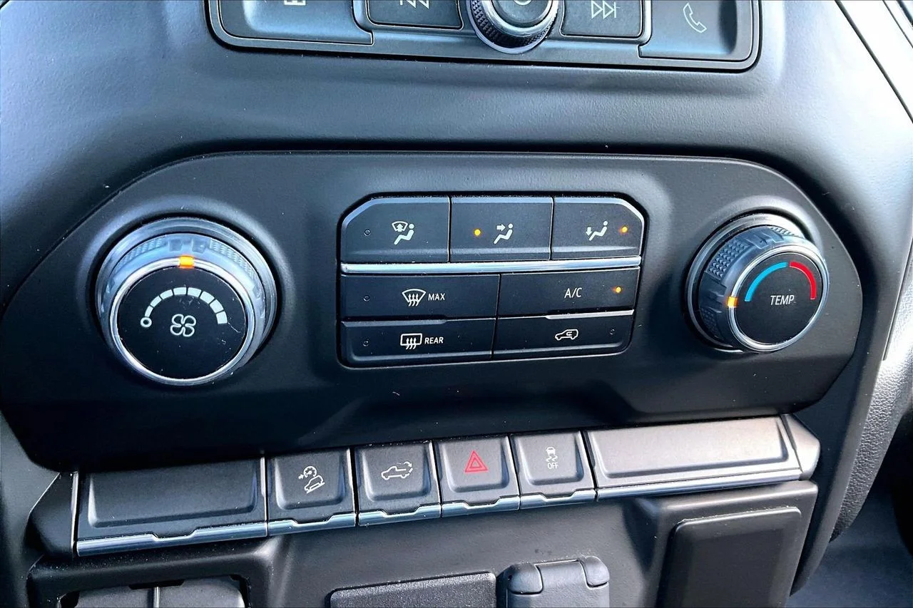 Used 2019 Blue Chevrolet Custom Trail Boss image 17