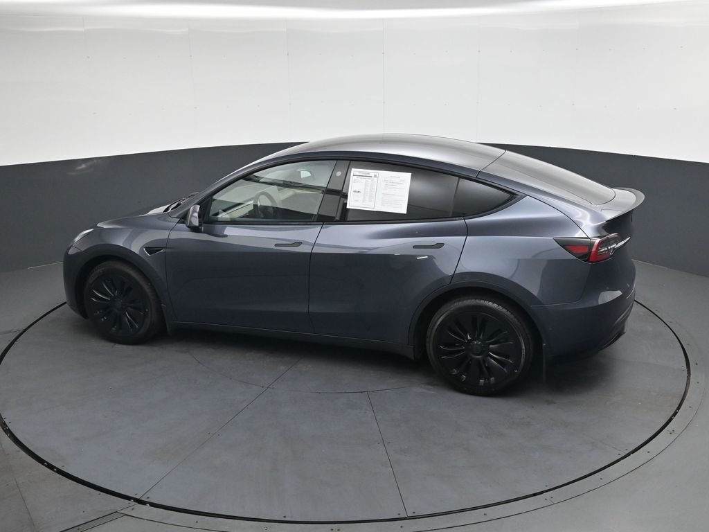 Used 2022  Tesla Long Range image 34