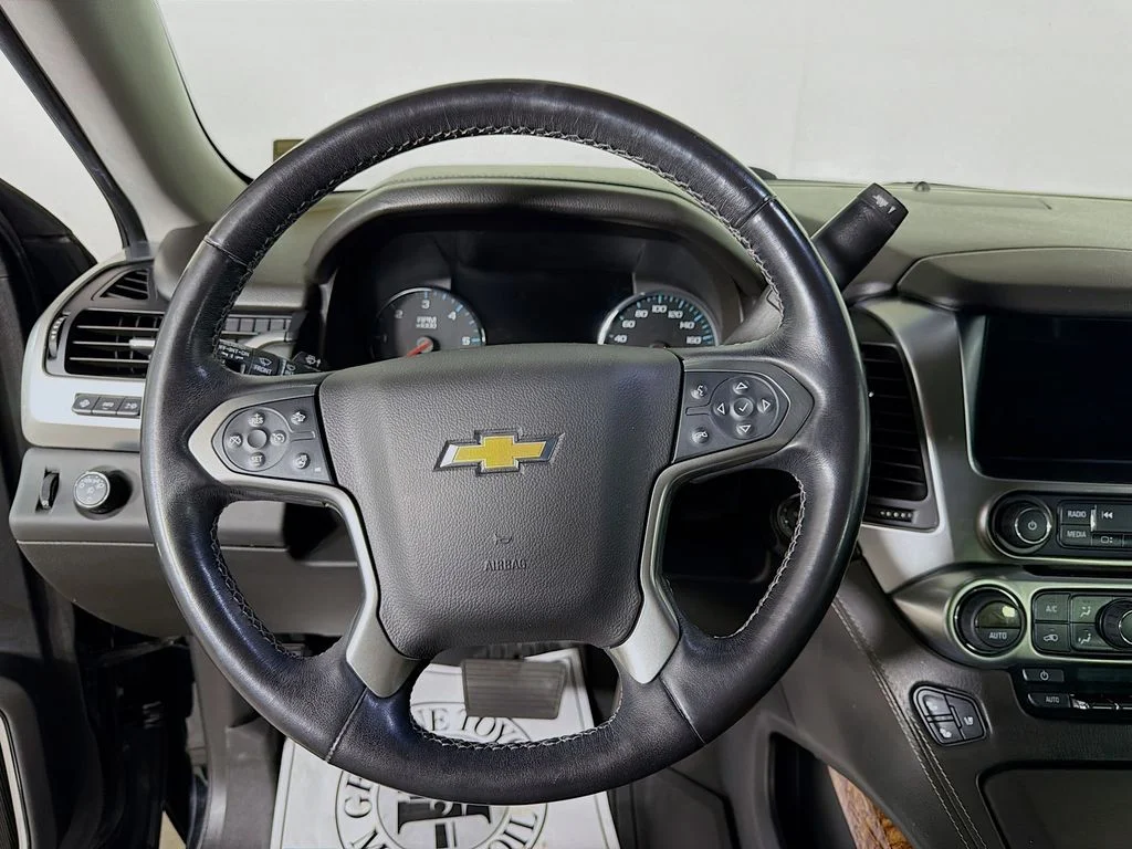 Used 2019 Black Chevrolet Premier image 13