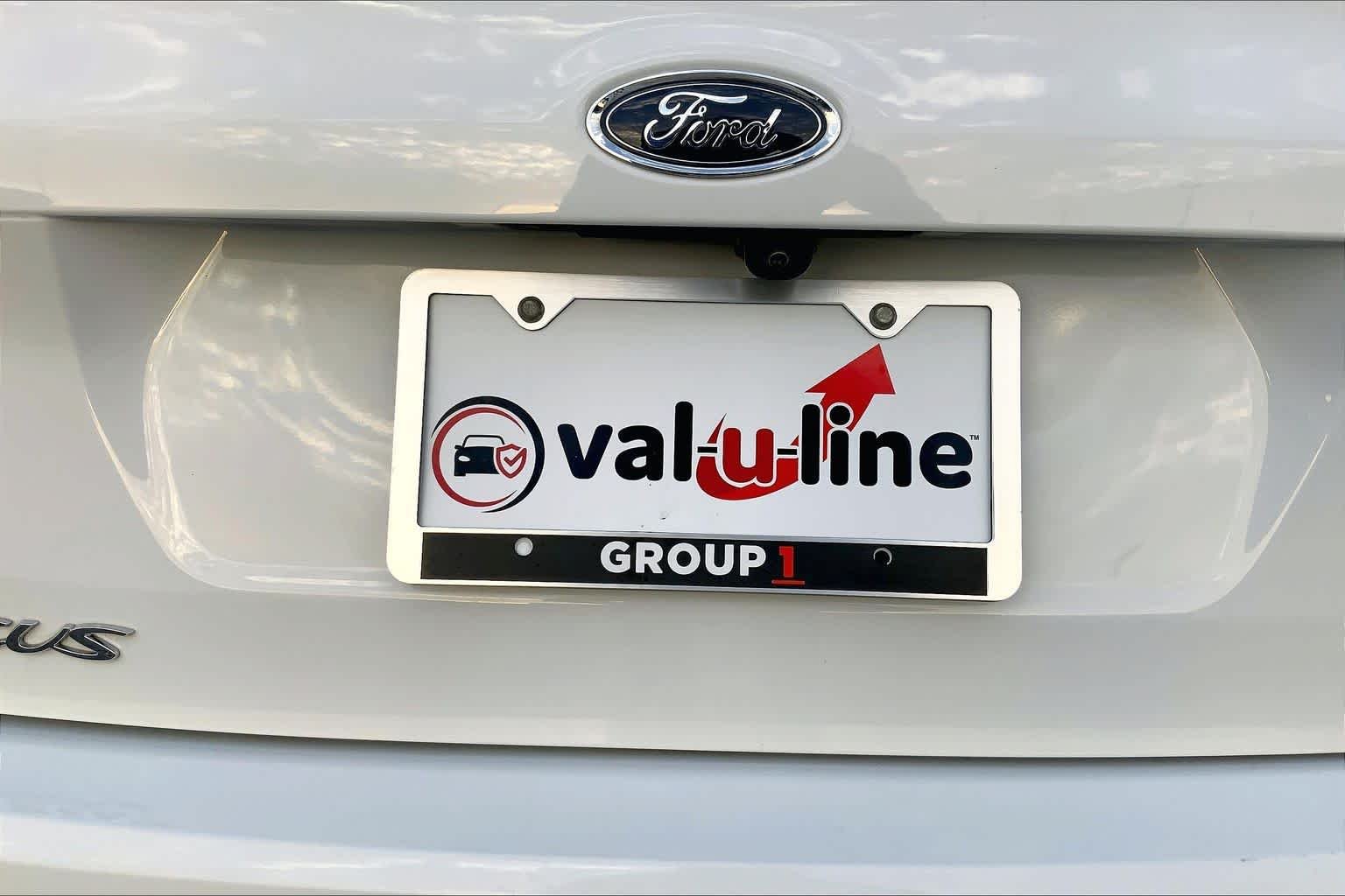 Used 2017 Oxford White Ford SE image 30