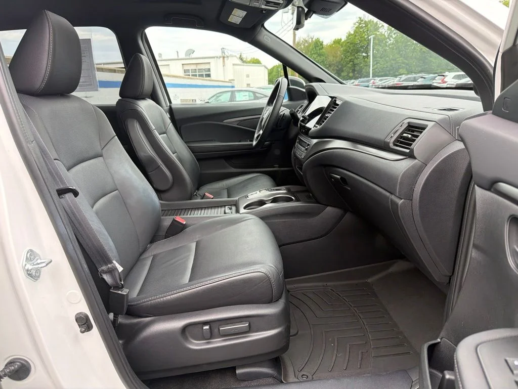 2023 Honda Passport EX-L - Photo 25