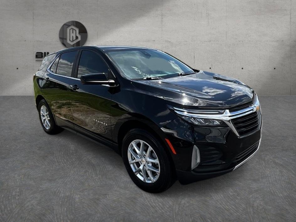 Used 2022 Black Chevrolet LT image 3