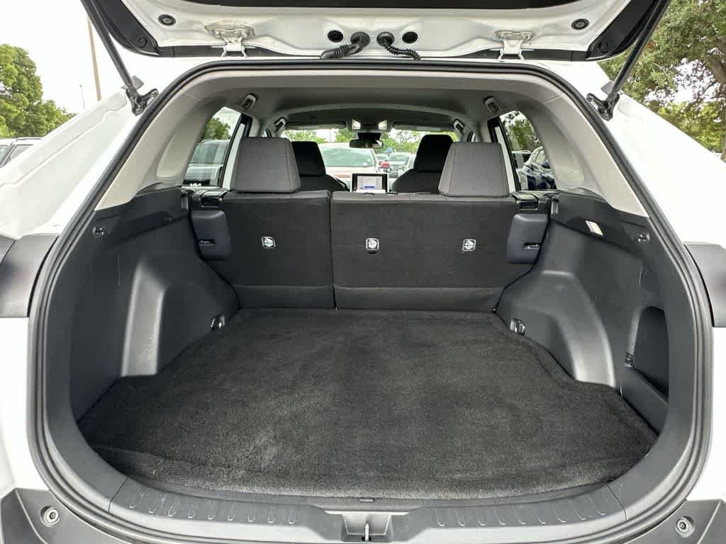 Used 2025 Ice Cap Toyota LE image 12