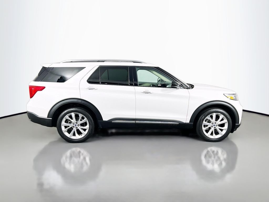 Used 2023 Star White Metallic Tri-Coat Ford Platinum image 8