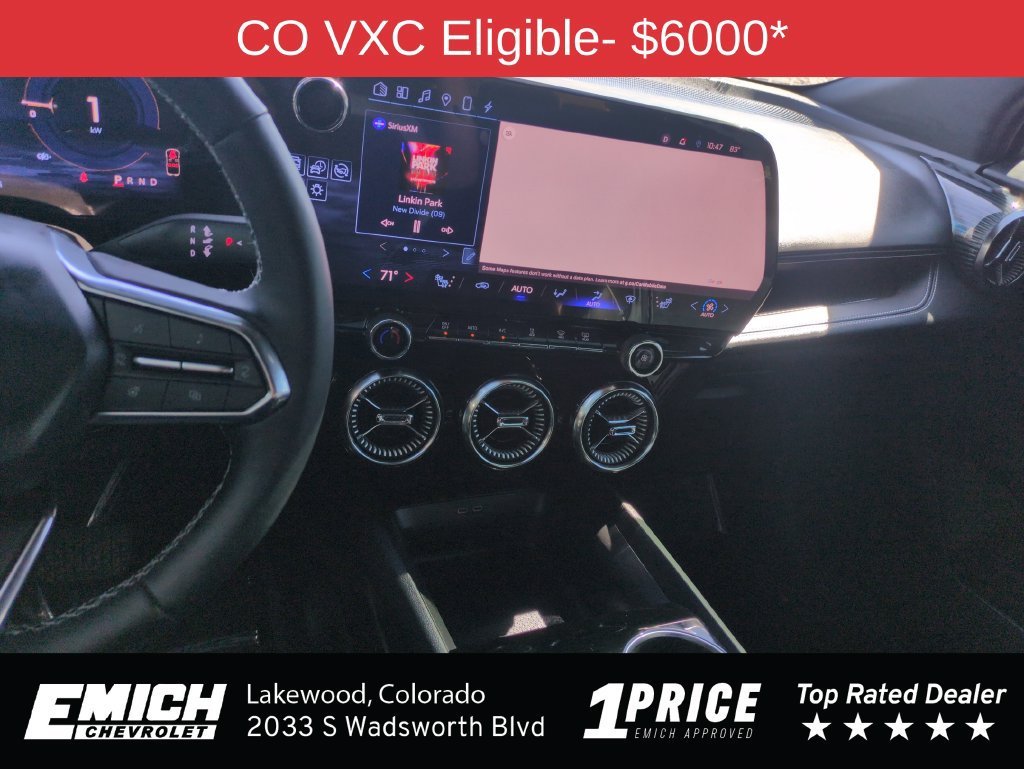 Used 2024 Summit White Chevrolet LT image 17