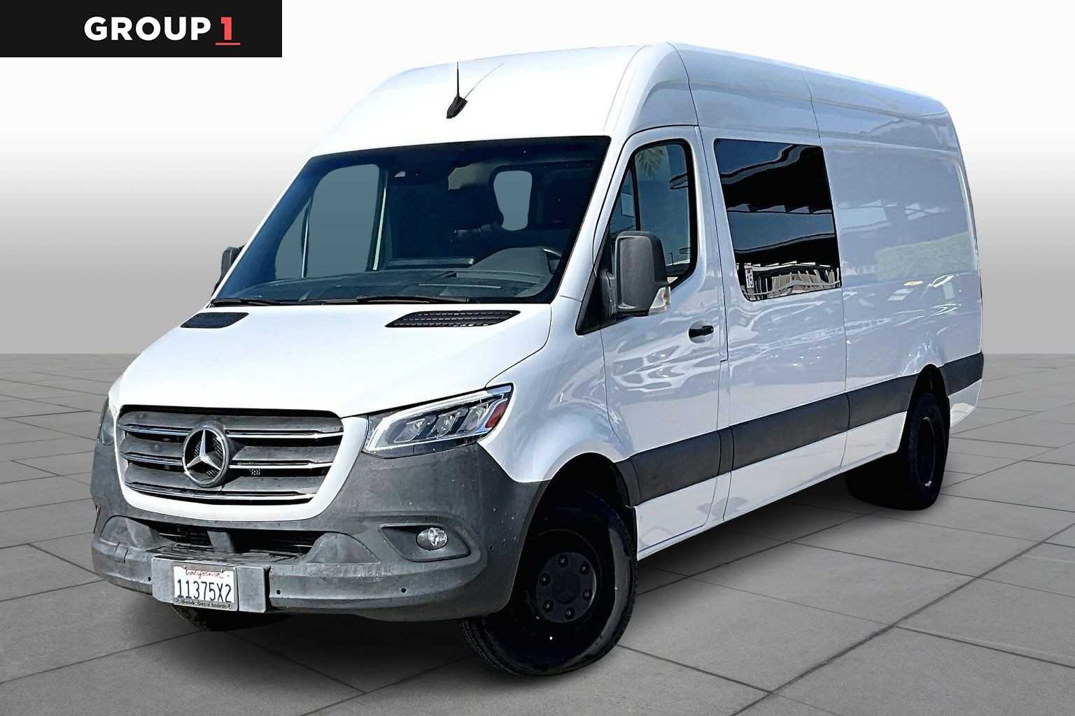 2019 Mercedes-Benz Sprinter Crew Van Base