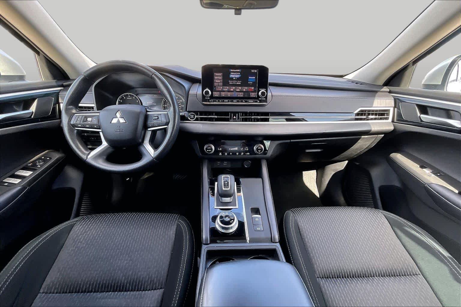 Used 2023 Alloy Silver Metallic Mitsubishi ES image 29