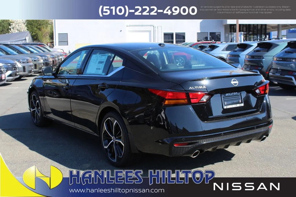 New 2025 Black Nissan 2.5 SR image 9