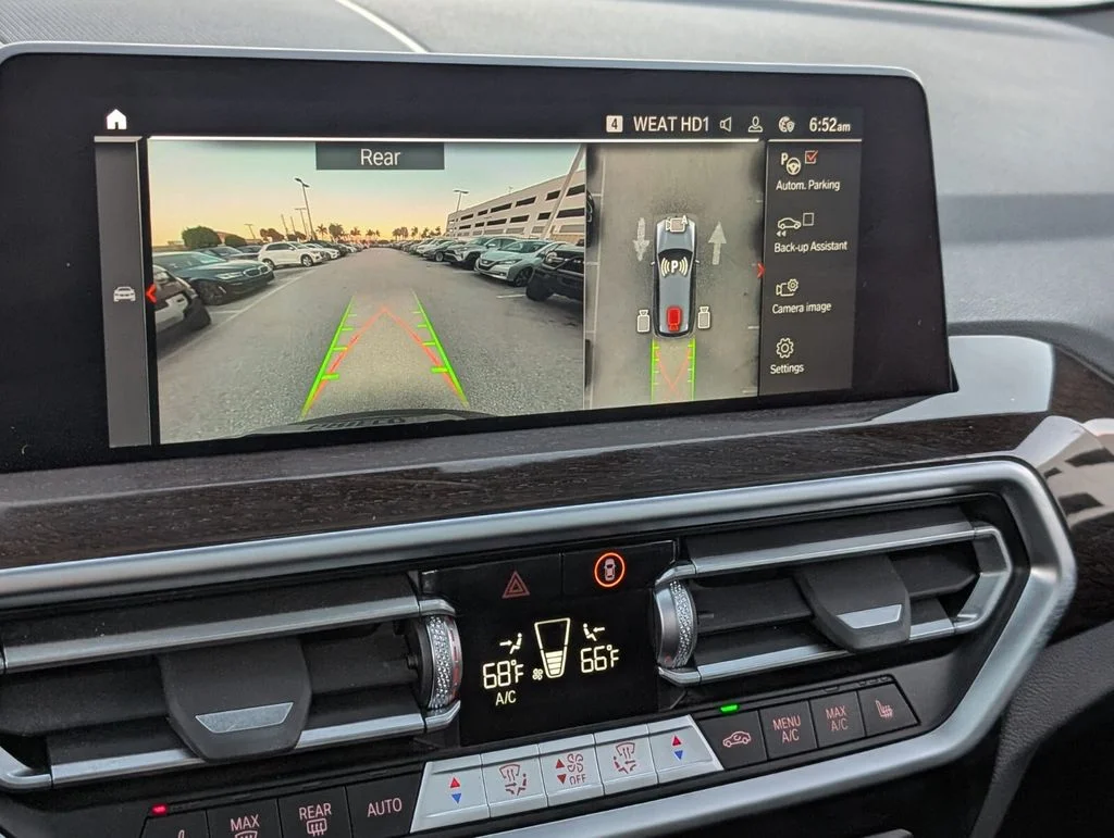 Used 2024 Gray BMW sDrive30i image 20