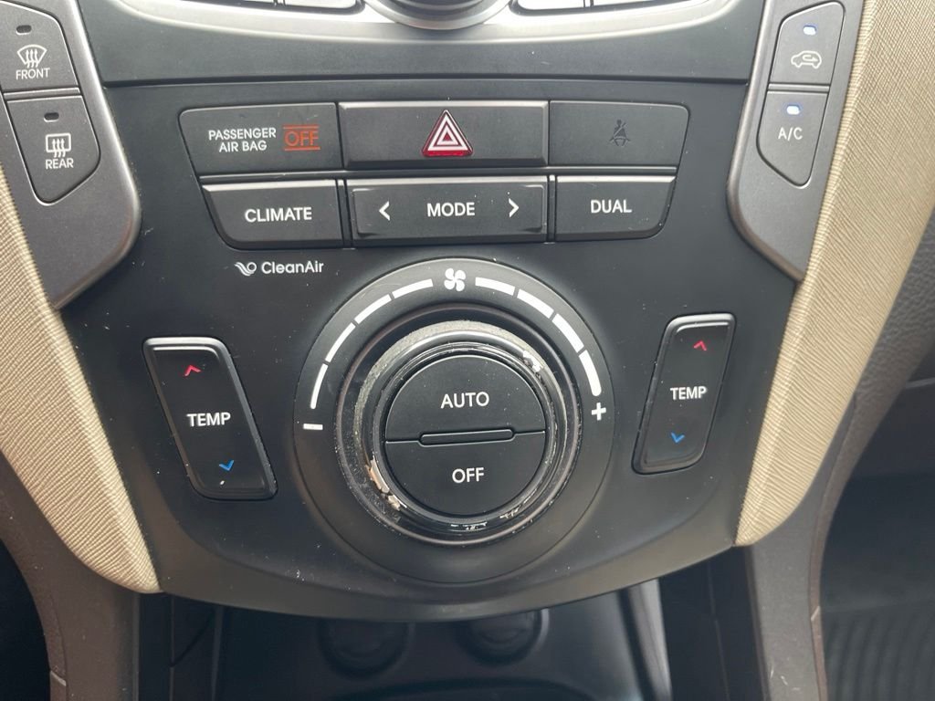 Used 2014 Brown Hyundai Base image 19