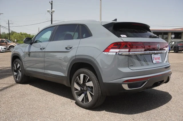 New 2026 Pure Gray Volkswagen 2.0T SE w/Technology image 11