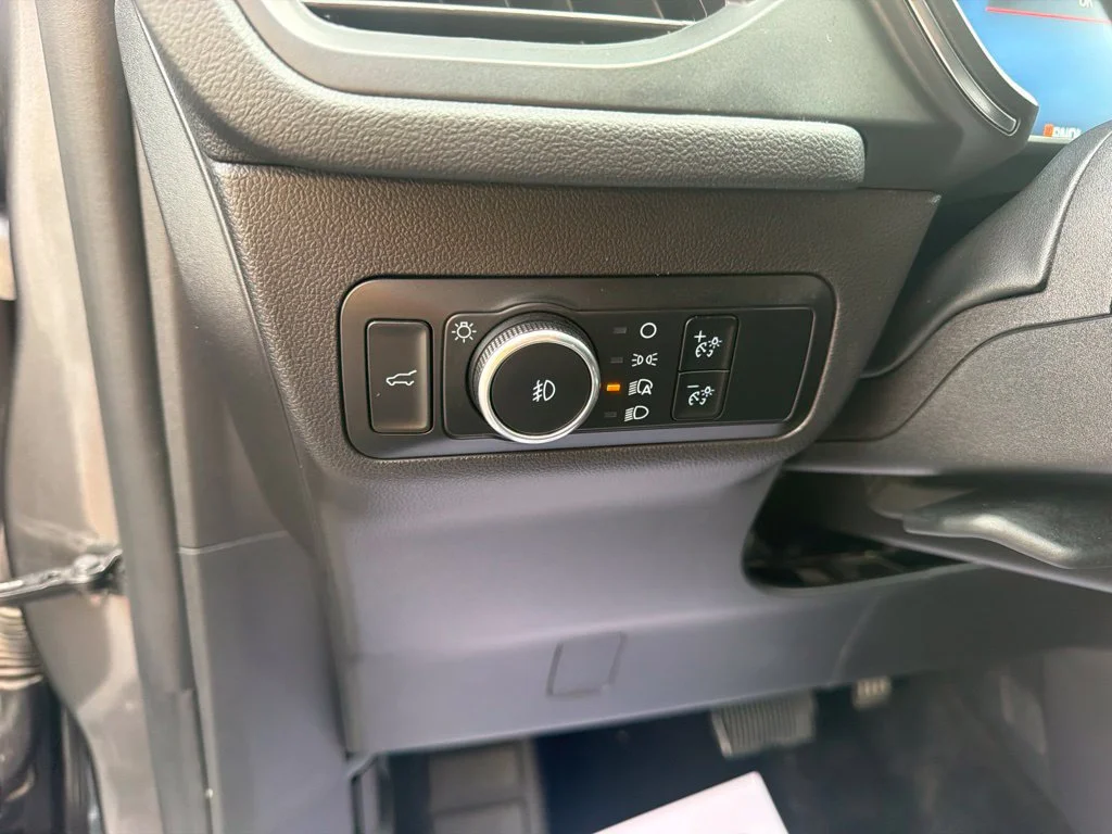 Certified Used 2024 Gray Ford Platinum image 35