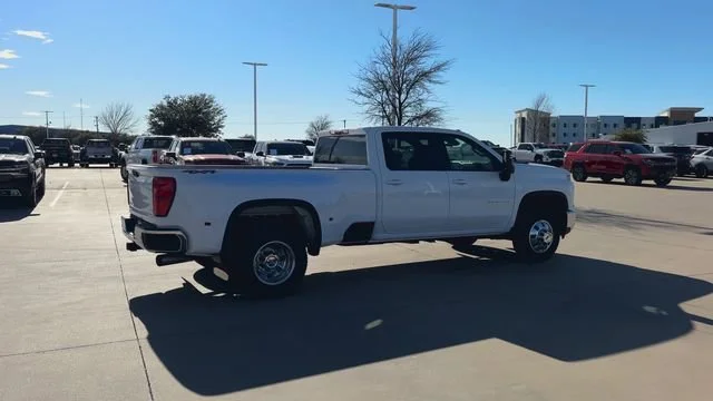 2026 Chevrolet Silverado 3500 HD LT - Photo 9