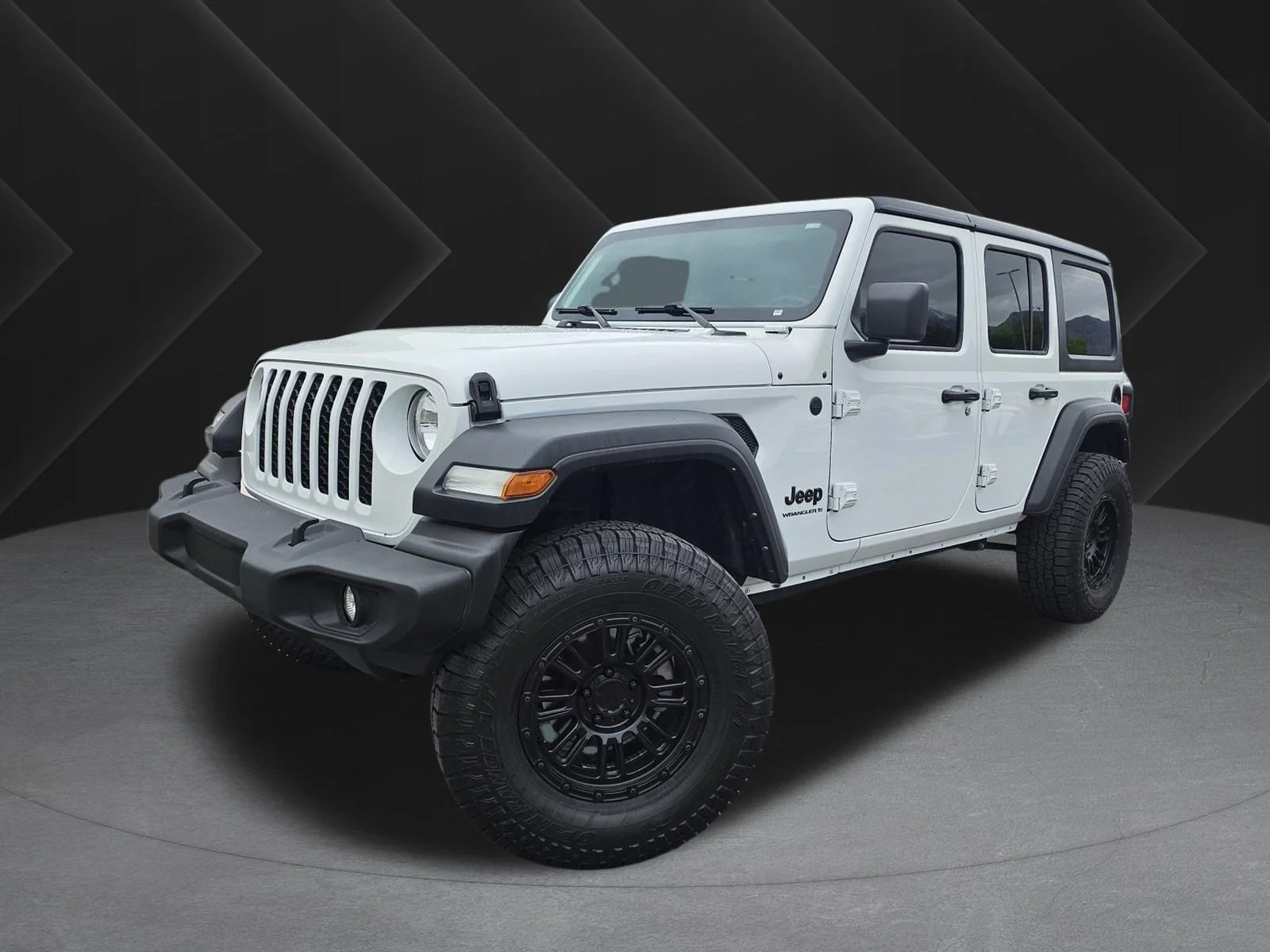 2024 Jeep Wrangler Sport's photo