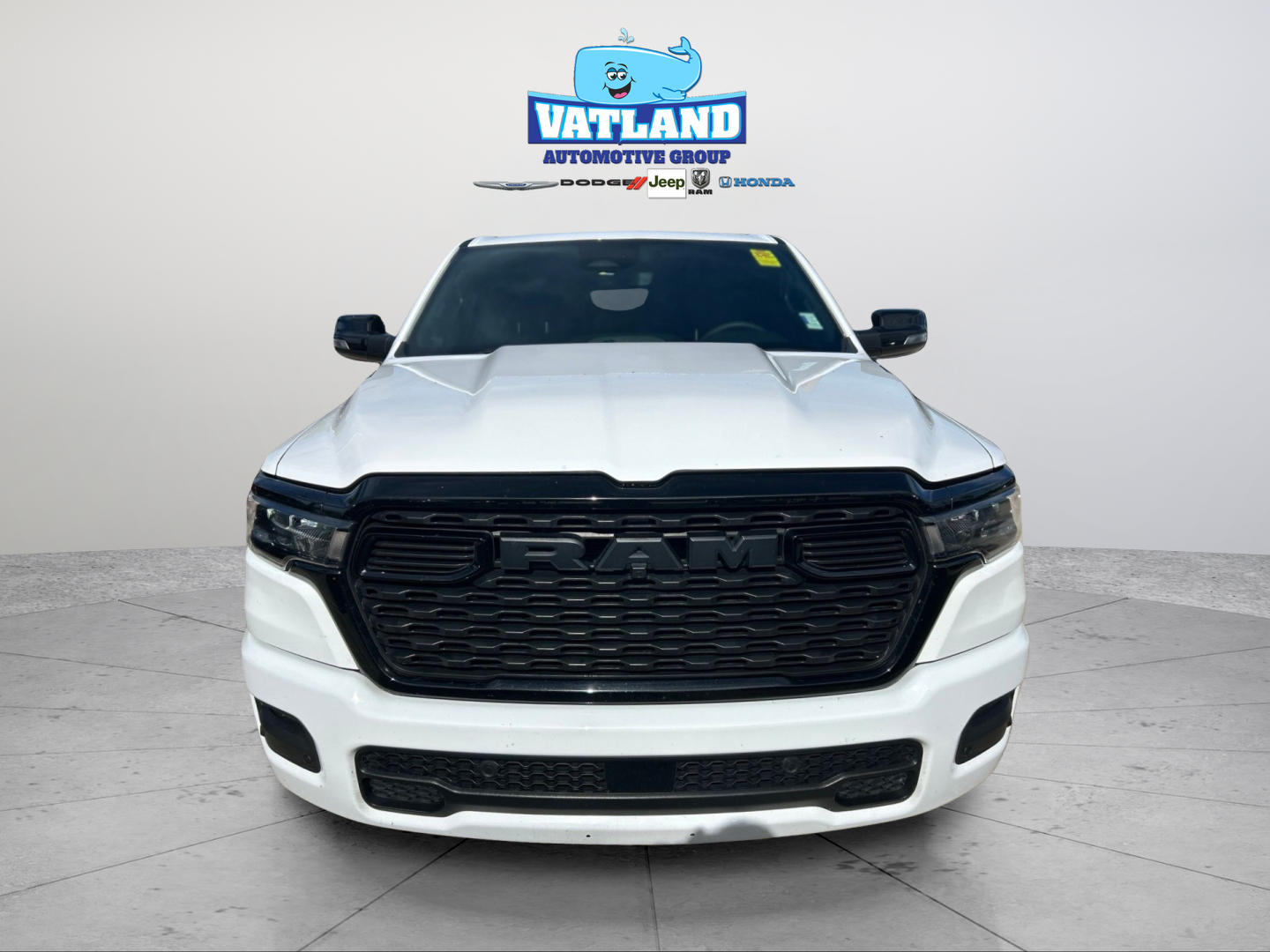 Used 2025 White Ram Big Horn/Lone Star image 21