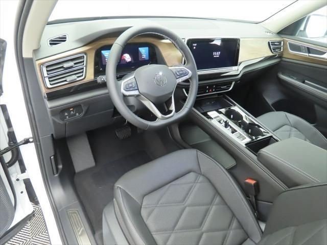 2026 Volkswagen Atlas SE w/Tech - Photo 9