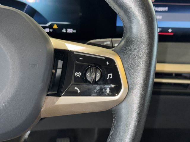 2023 BMW iX Base - Photo 23