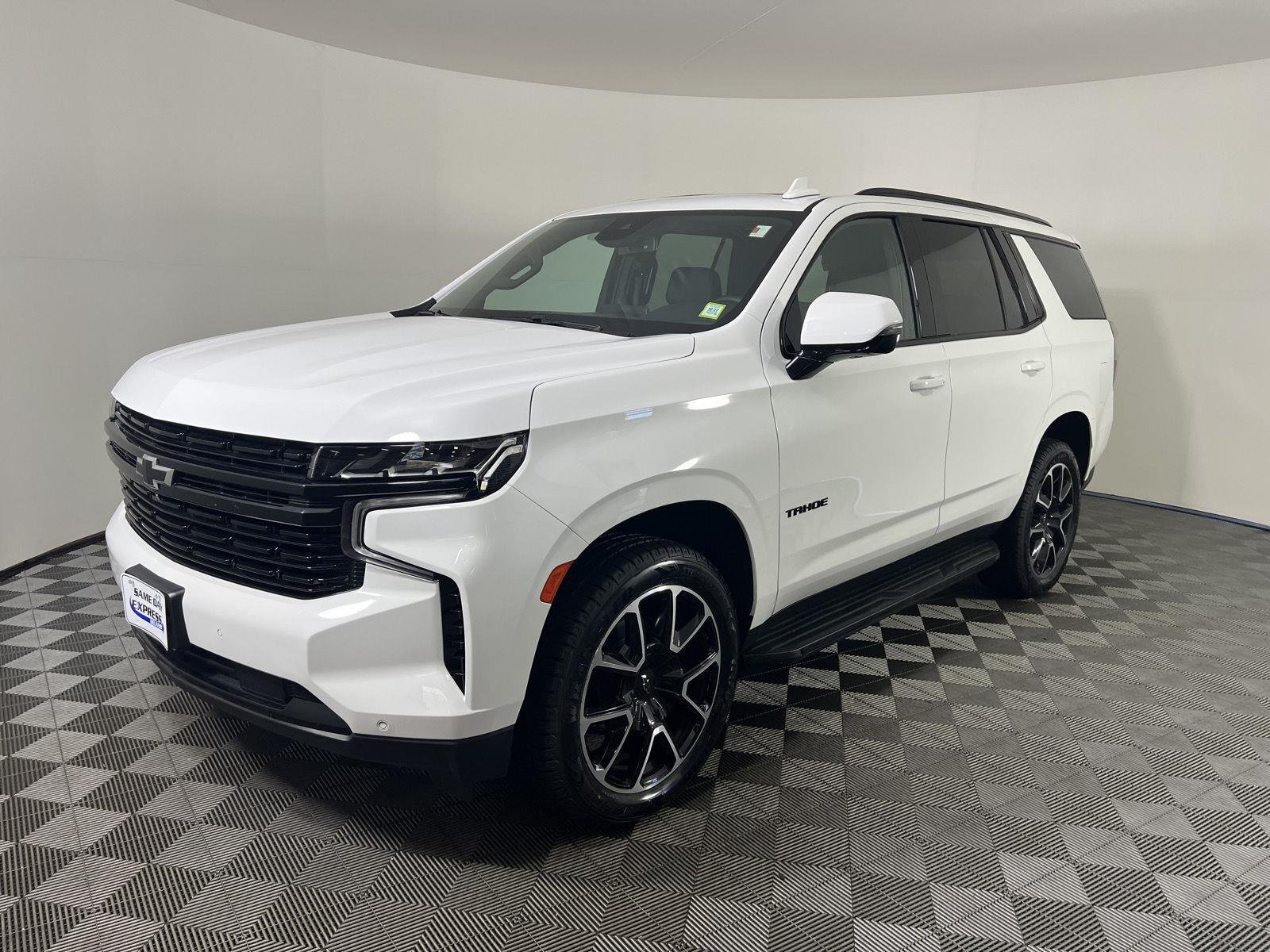 Used 2023 Summit White Chevrolet RST image 33