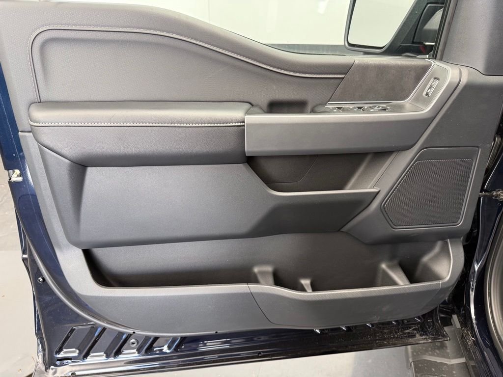 New 2026 Antimatter Blue Metallic Ford XLT image 43