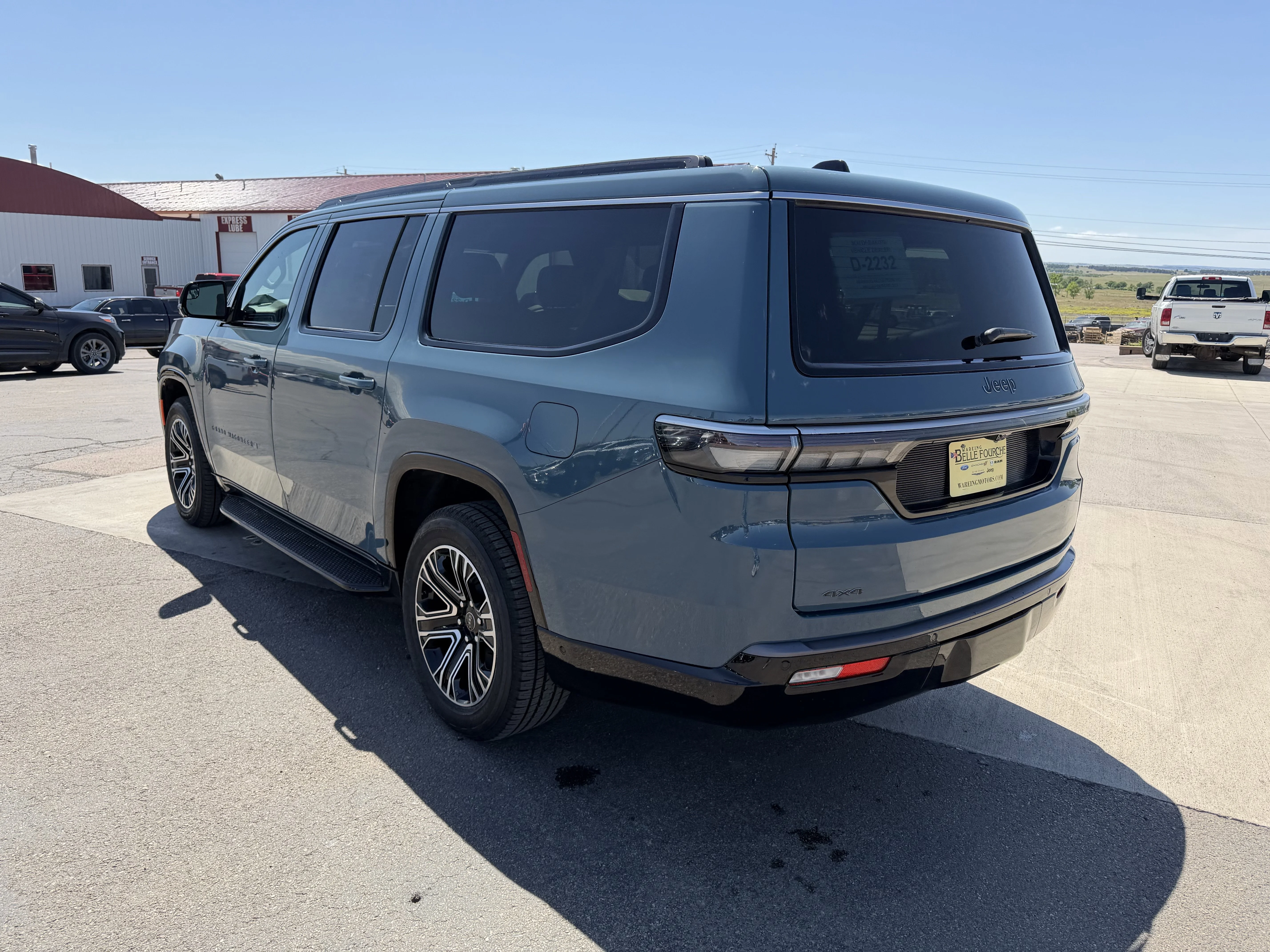 New 2026 Steel Blue Exterior Paint Jeep  image 5