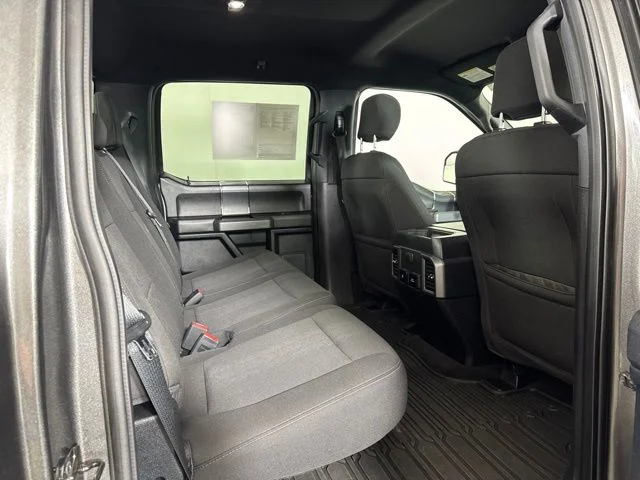 Used 2018 Magnetic Metallic Ford XLT image 5