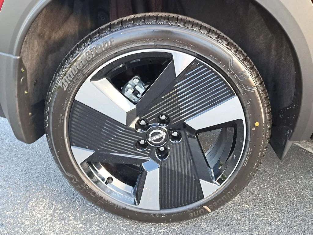 2026 Nissan KICKS SR - Photo 8