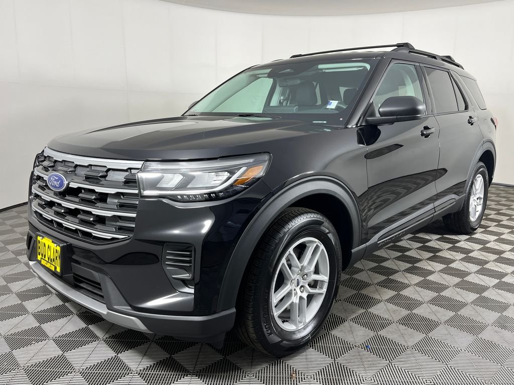 2026 Ford Explorer Active 4WD's photo