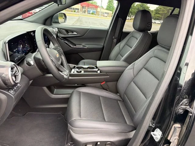 Used 2026 Mosaic Black Metallic Chevrolet LT image 15