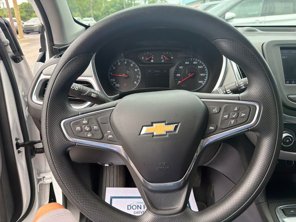 Used 2022 White Chevrolet LS image 17